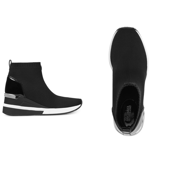 Michael Kors Size 9 Skylar Stretch -Knit sock sneakers - Picture 1 of 3